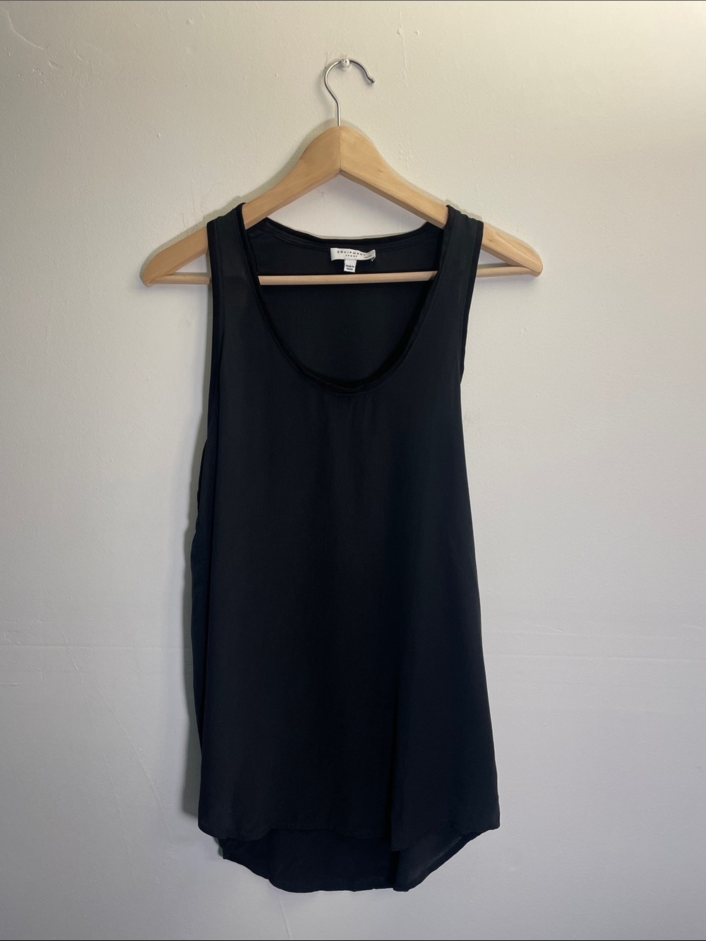 Equipment Femme 100% Silk Dark Charcoal Tank Size XS